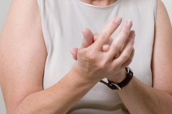 bolesť kĺbov prstov foto 3